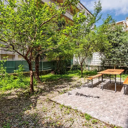 Four Trees Garden House Apartman Bergamo