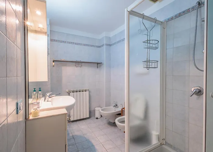 Four Trees Garden House *